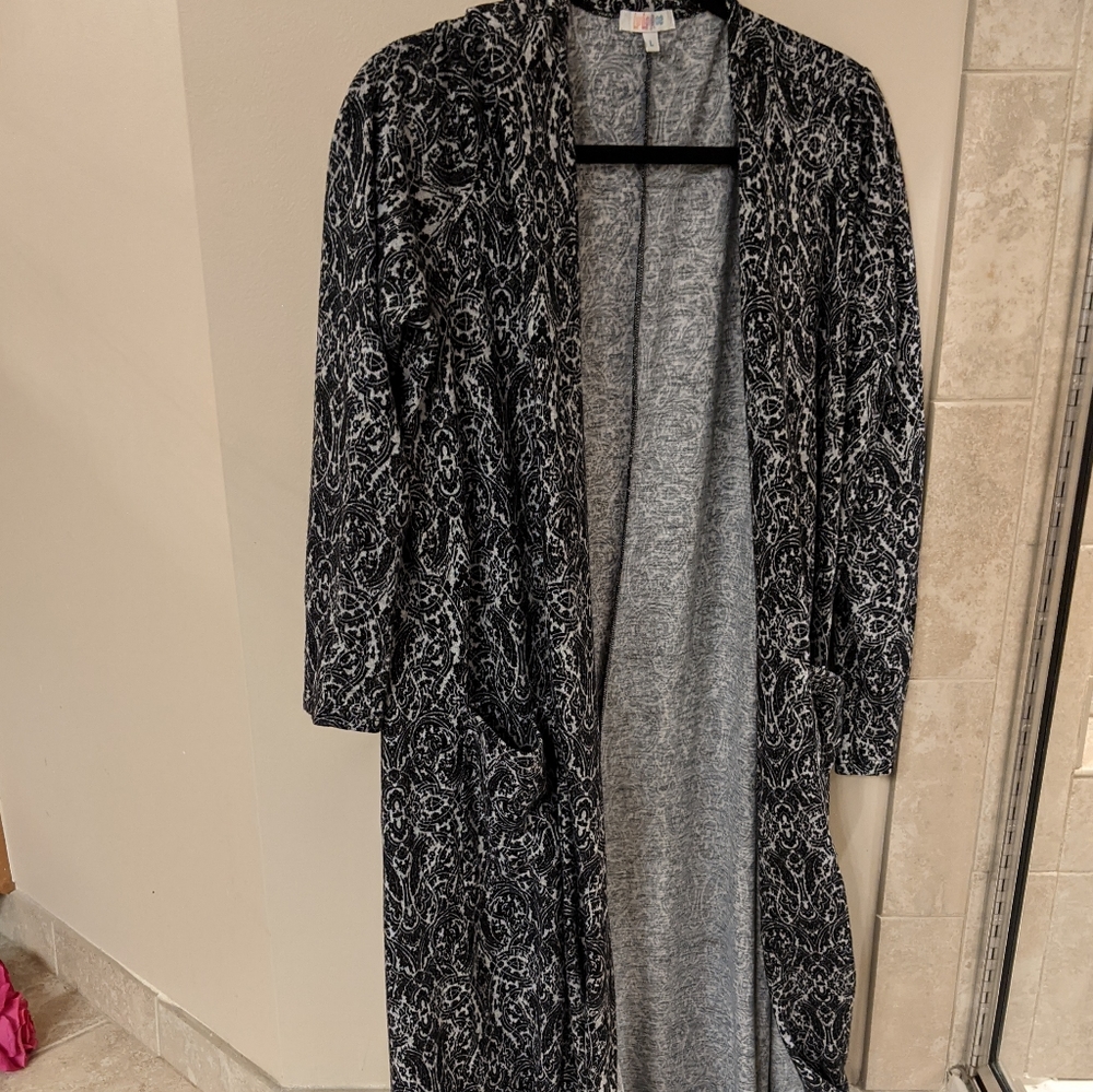 LuLaRoe Sarah sweater Large